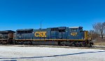 CSX 4725 leads B773.